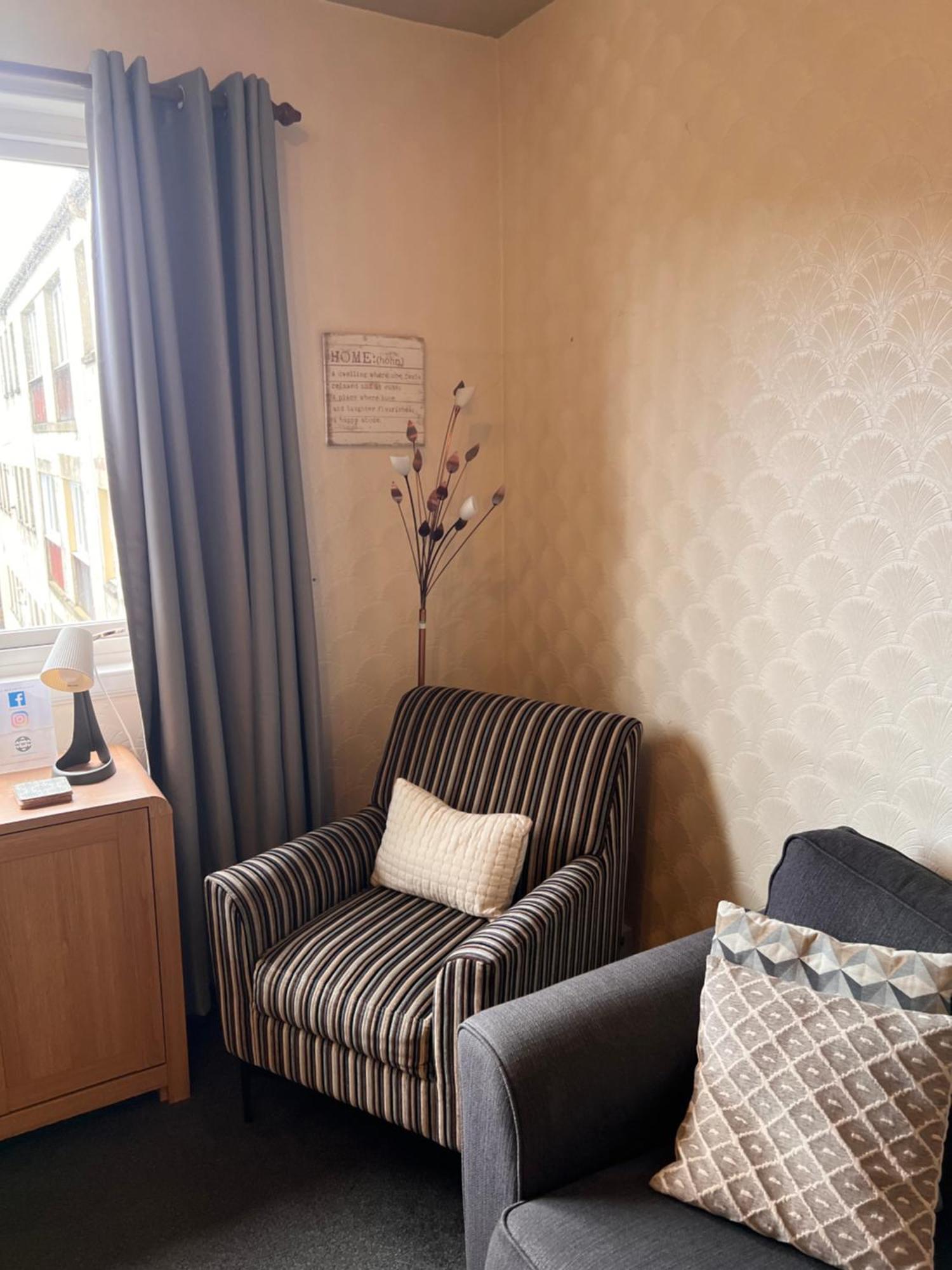 Crags View Apartment On The Royal Mile Edinburgh Exterior photo