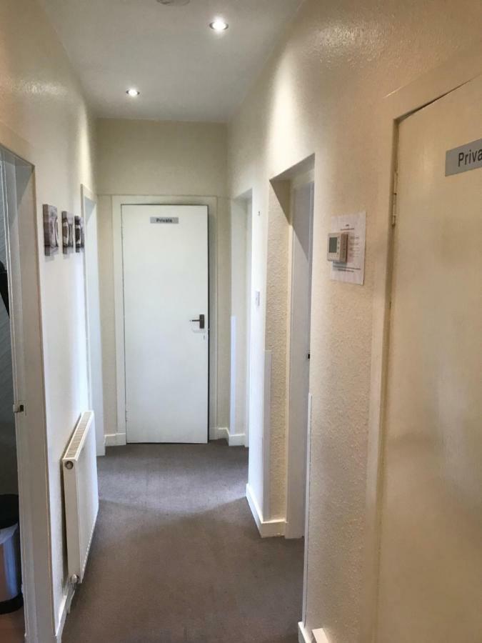 Crags View Apartment On The Royal Mile Edinburgh Exterior photo